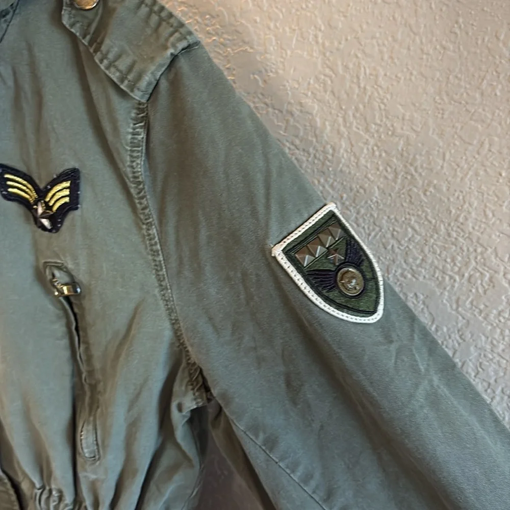 The Story Hooded Army Green Military Style Jacket with Patches/ Size Small